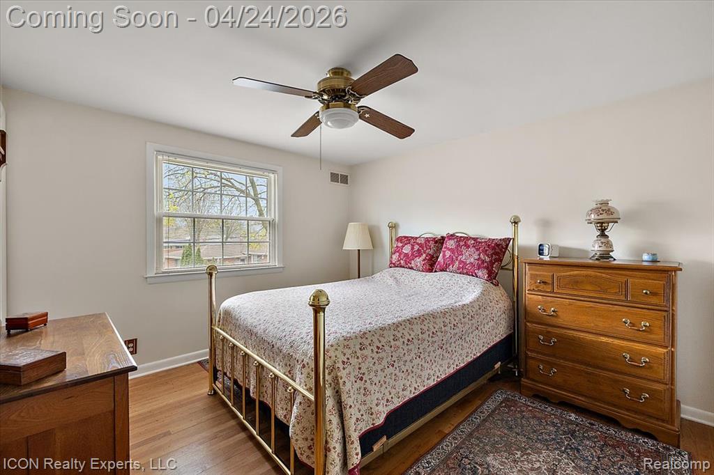 32347 Farmersville Road, Farmington, MI 48334 — Photo 40