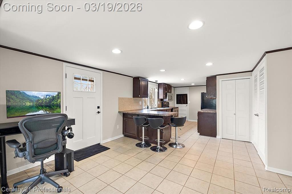 3205 Shimmons Road, Auburn Hills, MI 48326 — Photo 4