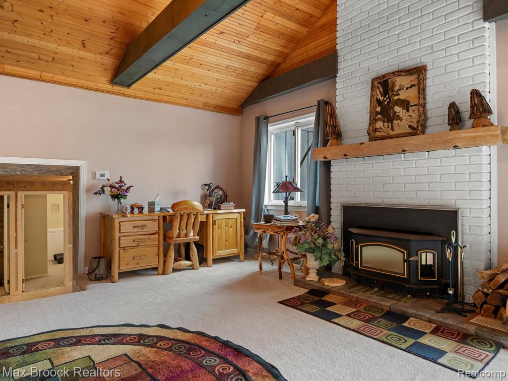 9431 MANDON Road, White Lake, MI — Photo 38