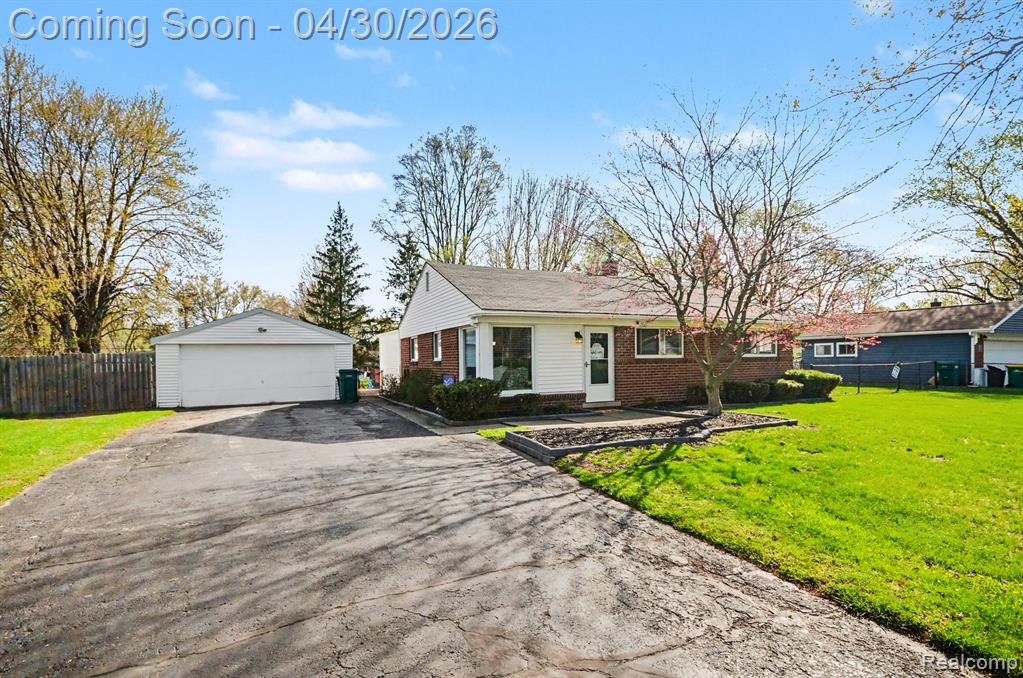 4884 Sundale Drive, Clarkston, MI — Photo 4