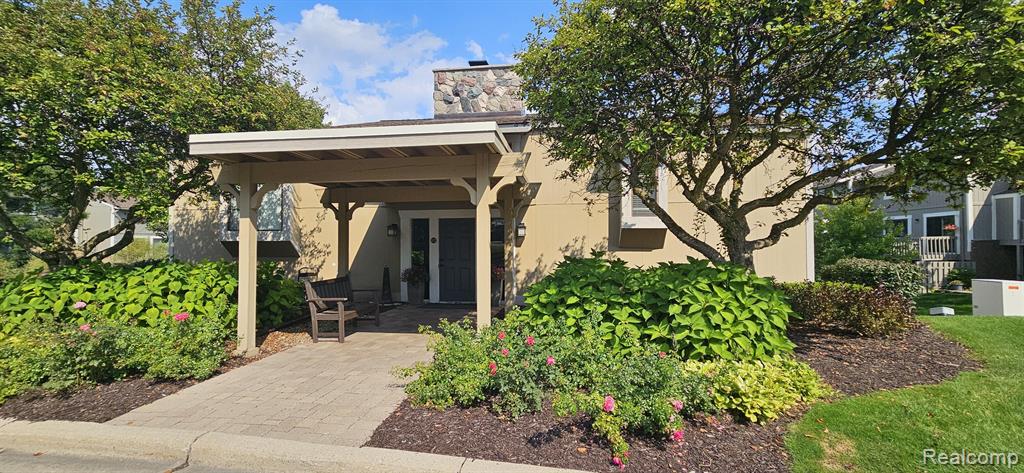 894 YORKTOWN, Northville, MI 48167 — Photo 46