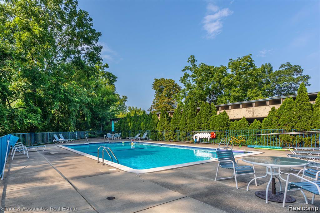 22700 Garrison Street, 604, Dearborn, MI 48124 — Photo 21