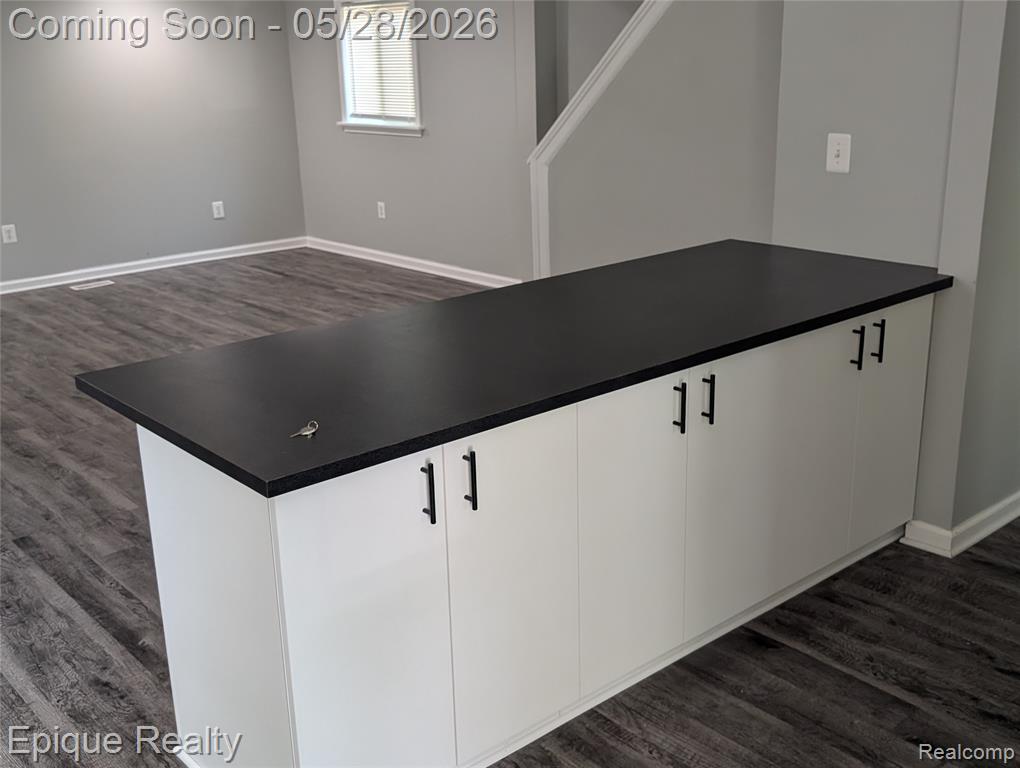 20506 Lancaster Street, Harper Woods, MI 48225 — Photo 4