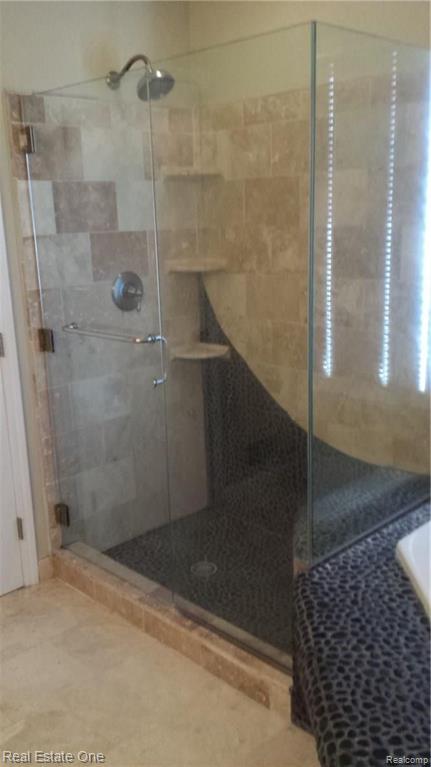 475 Dorchester Way, Milford, MI 48381 — Photo 11
