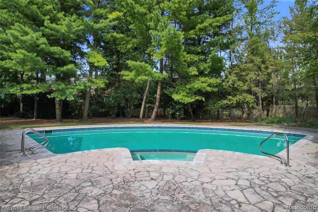 56 Oxford Road, Grosse Pointe Shores, MI 48236 — Photo 5