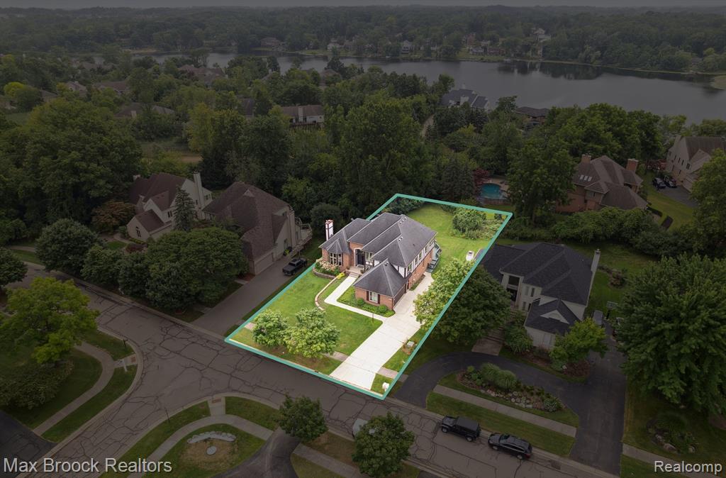 6722 Torybrooke Circle, West Bloomfield, MI 48323 — Photo 60