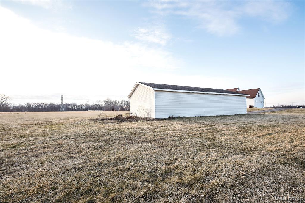 2611 Toben Road, Carleton, MI 48117 — Photo 7