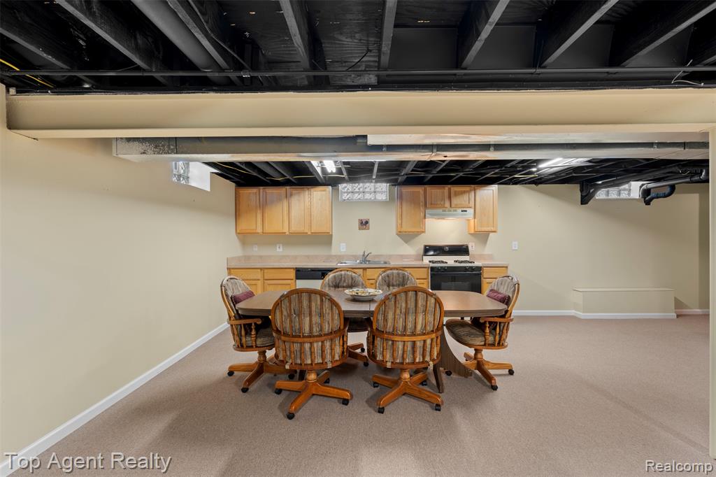 48607 Sutton Bay Court, Shelby Twp, MI 48315 — Photo 24