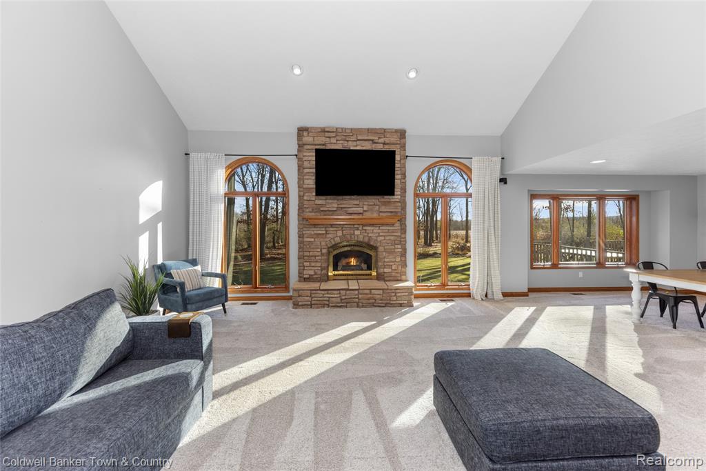 11535 Lancelot Lane, Pinckney, MI 48169 — Photo 22