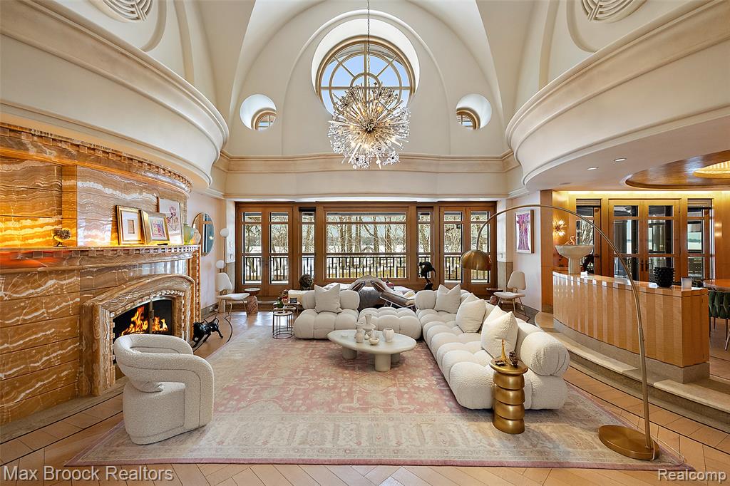 4740 Dow Ridge Road, Orchard Lake Village, MI, 48324