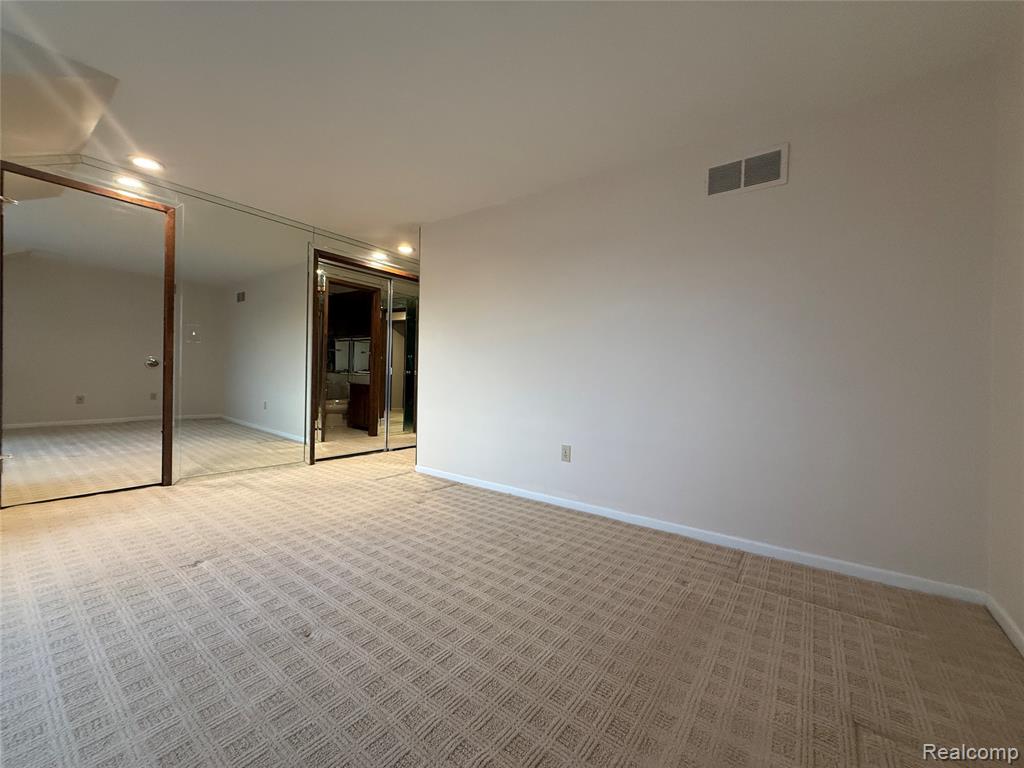 6302 Laurentian Court, Flint, MI 48532 — Photo 16
