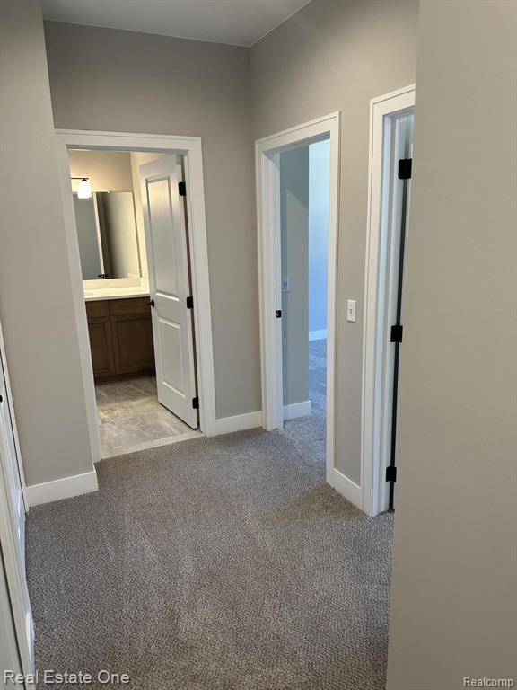 50402 Oakbrooke Drive E, Chesterfield, MI 48047 — Photo 29