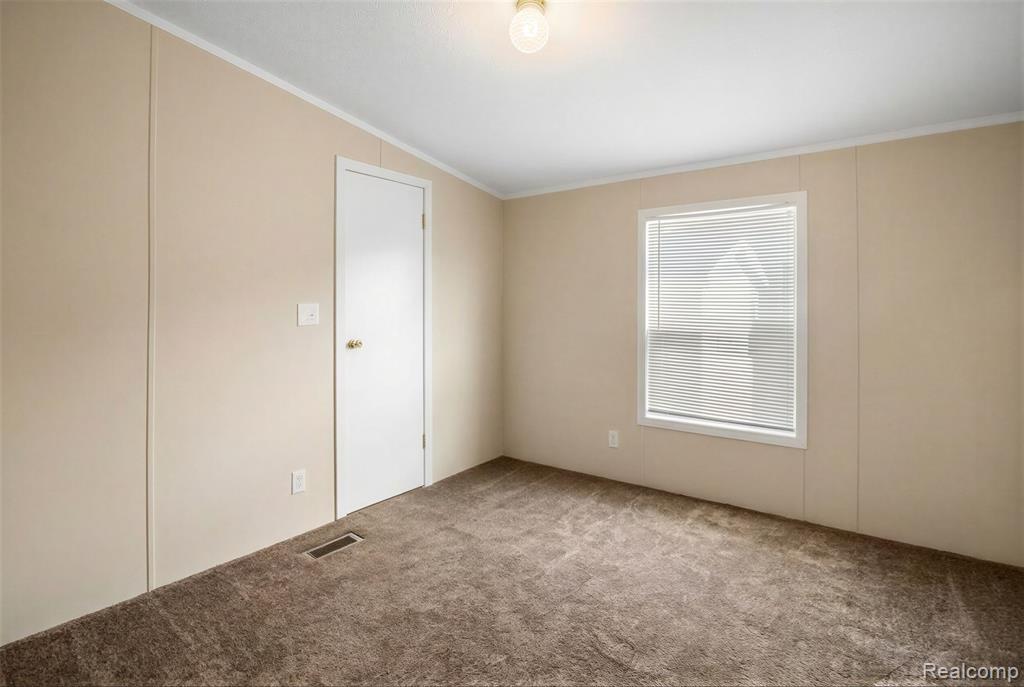 3539 Berry Drive, Carleton, MI 48117 — Photo 11