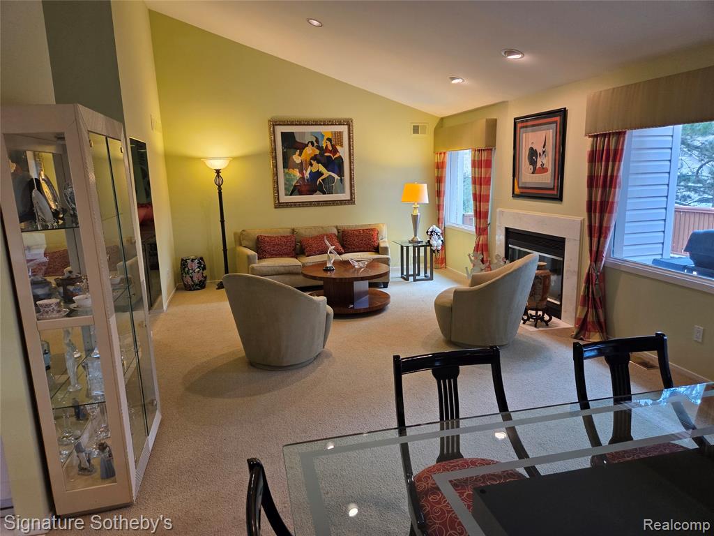 5274 Simpson Lake Road, West Bloomfield, MI 48323 — Photo 9