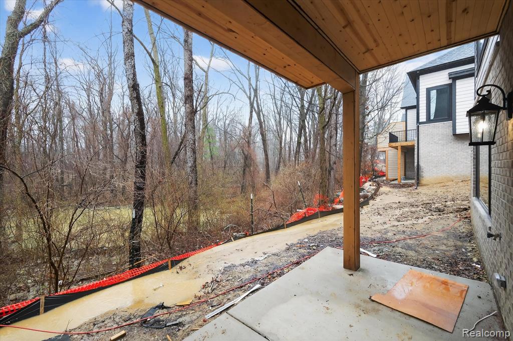 546 Maplehill Road, Rochester Hills, MI 48306 — Photo 52