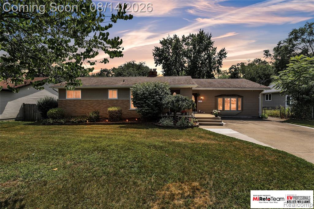 8300 Pacton Drive, Utica, MI 48317