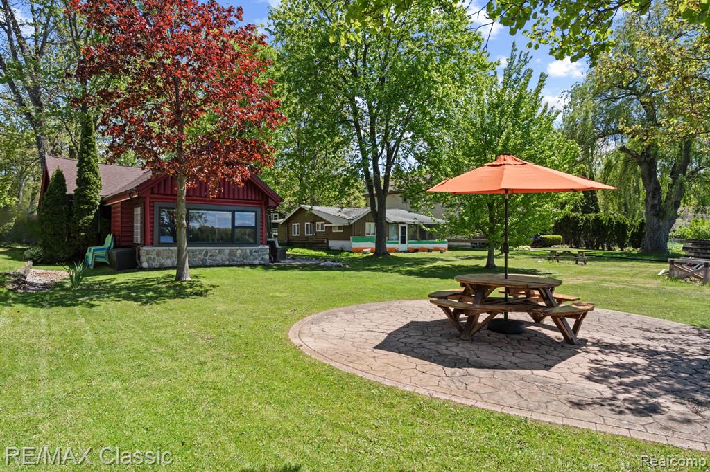 10584 Bob White Beach Boulevard, Whitmore Lake, MI 48189 — Photo 7