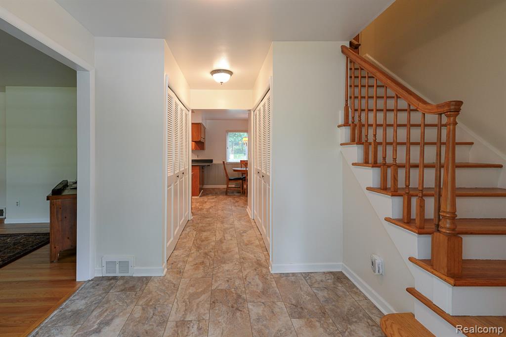 4355 Joanne Drive, Ann Arbor, MI 48103 — Photo 28
