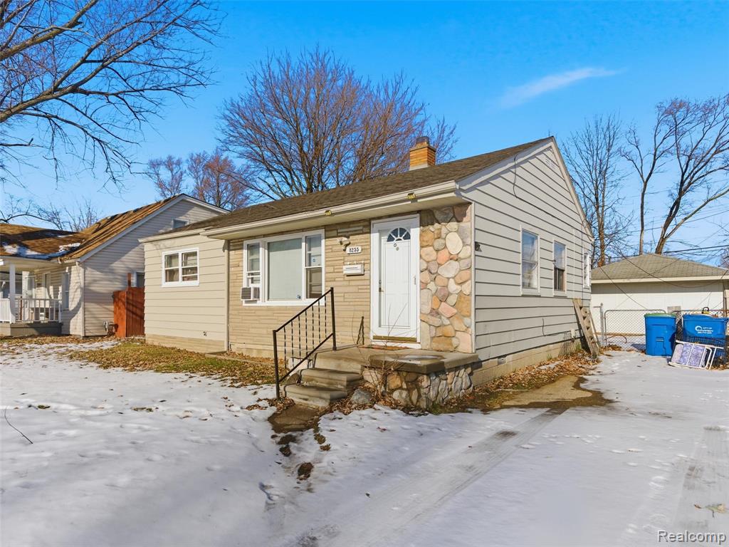 8255 Meadow Avenue, Warren, MI 48089 — Photo 2