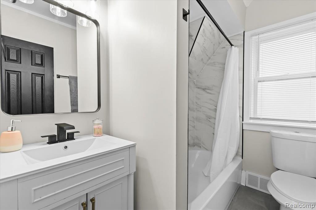 1174 Seward Street, Detroit, MI 48202 — Photo 22