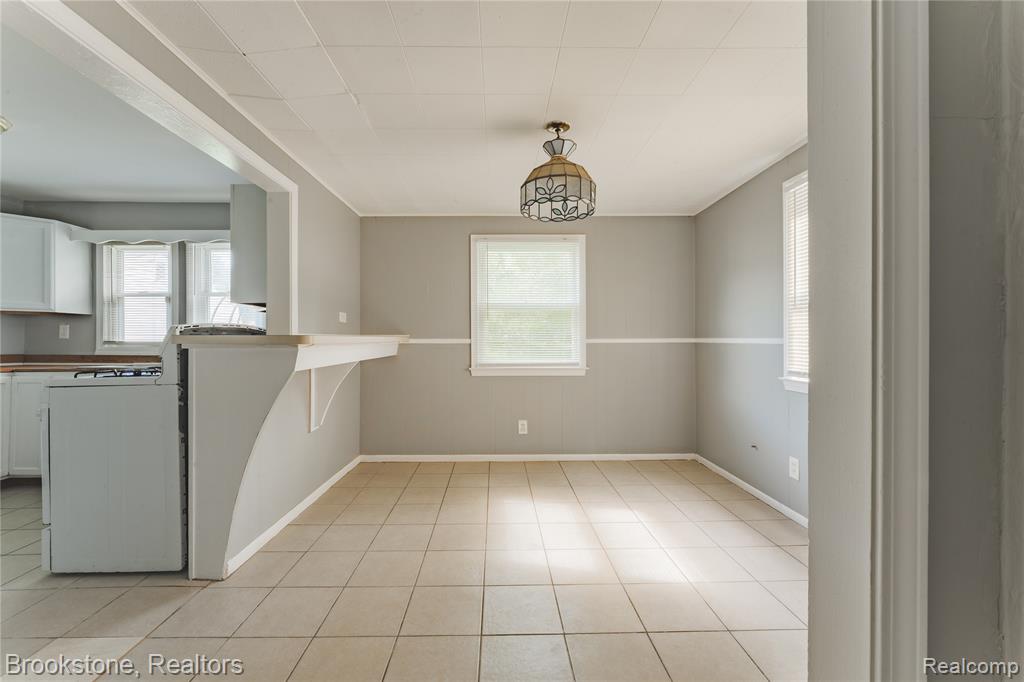62 Court Street, Pontiac, MI 48342 — Photo 11