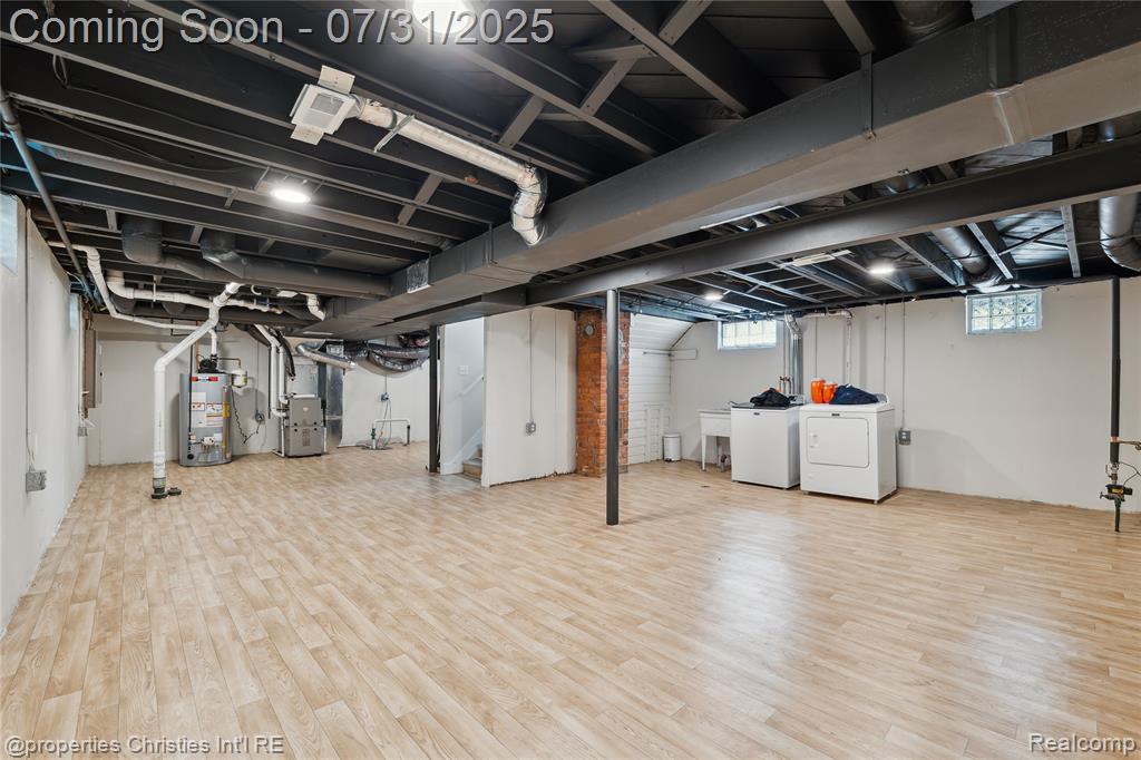 415 Helene Avenue, Royal Oak, MI 48067 — Photo 14