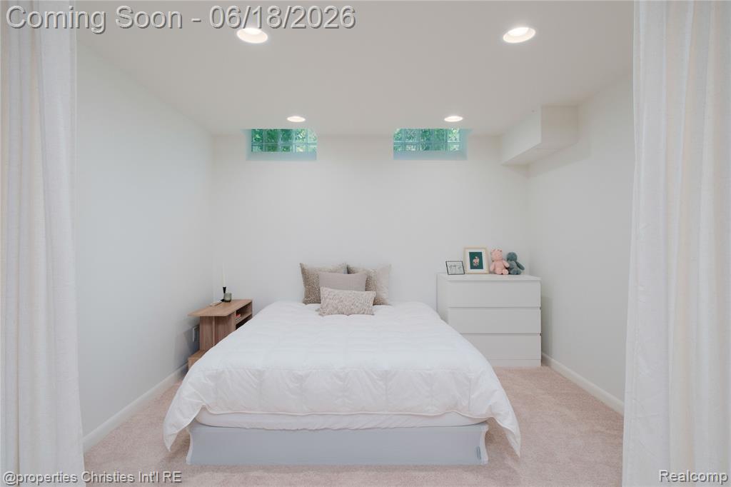 4228 Rosewold Avenue, Royal Oak, MI 48073 — Photo 30