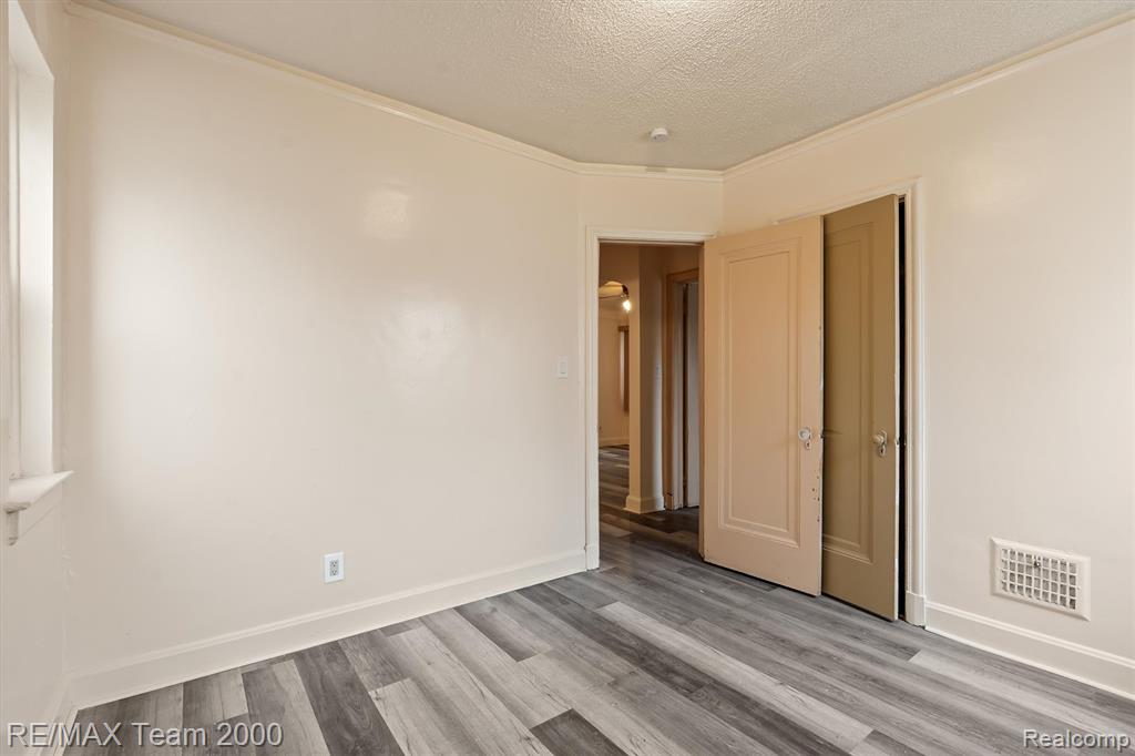 7444 Kendal Street, Dearborn, MI 48126 — Photo 14