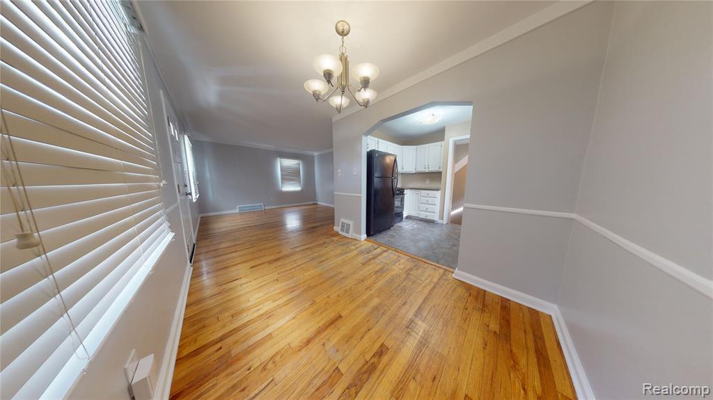 916 N Kenwood Avenue, Royal Oak, MI 48067 — Photo 6