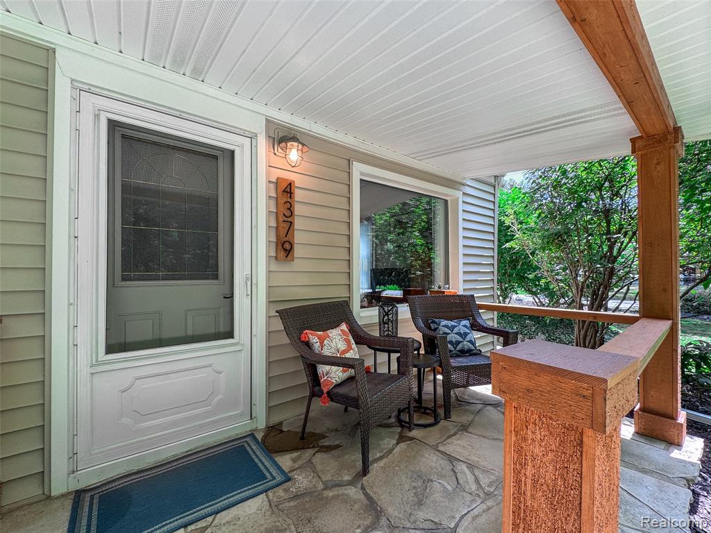 4379 Cedar Avenue, West Bloomfield, MI 48323 — Photo 4