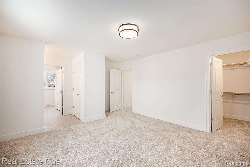 2423 BUCKTHORN Drive, Shelby, MI 48316 — Photo 32