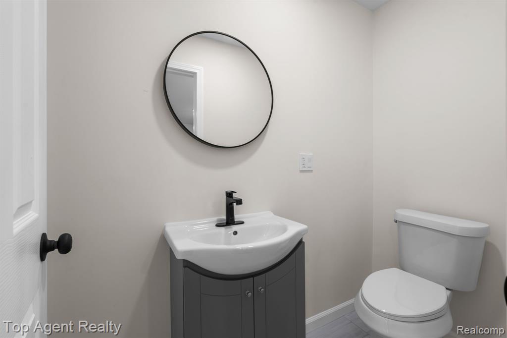14840 Artesian Street, Detroit, MI 48223 — Photo 15