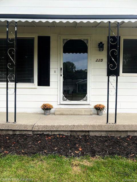 225 DEVONSHIRE Street, Ypsilanti, MI 48198 — Photo 5