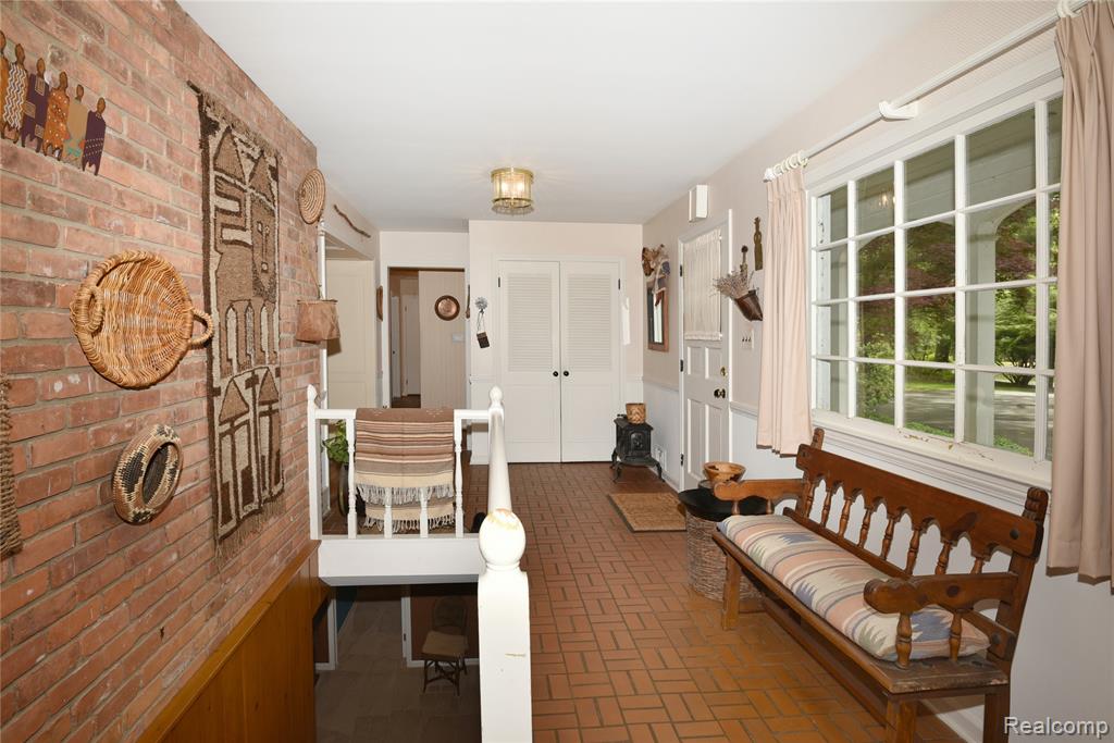 2026 W Bend Court, Bloomfield Hills, MI 48302 — Photo 6