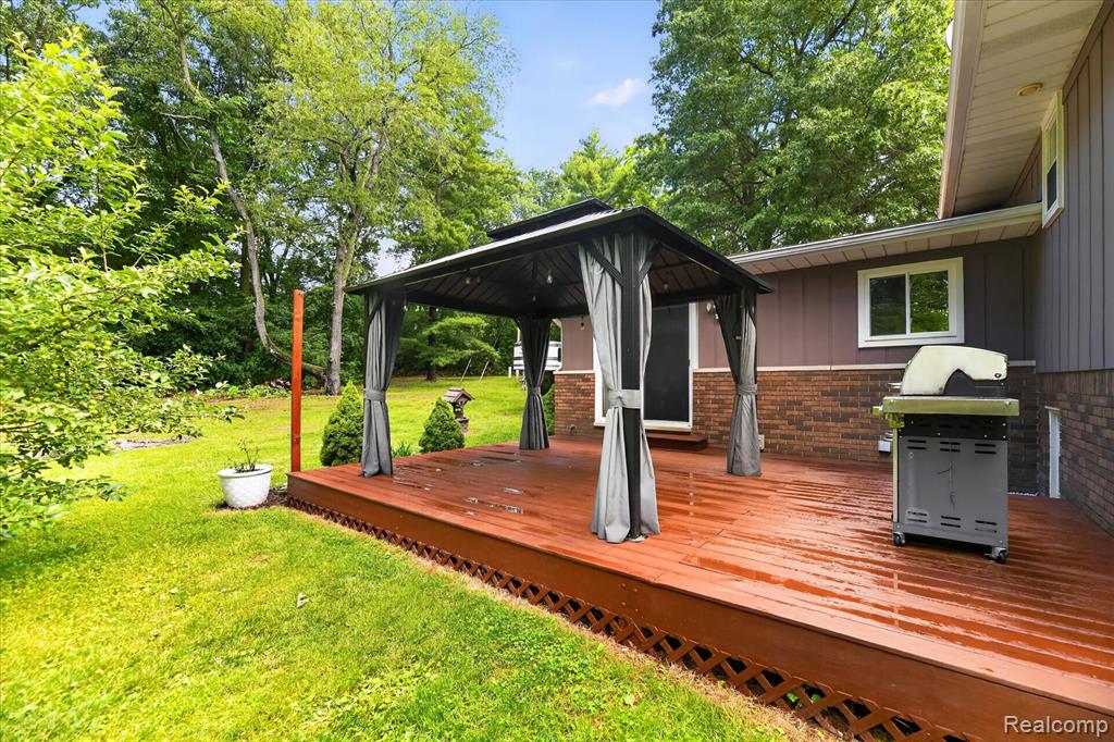 423 Sunset, White Lake, MI 48383 — Photo 49