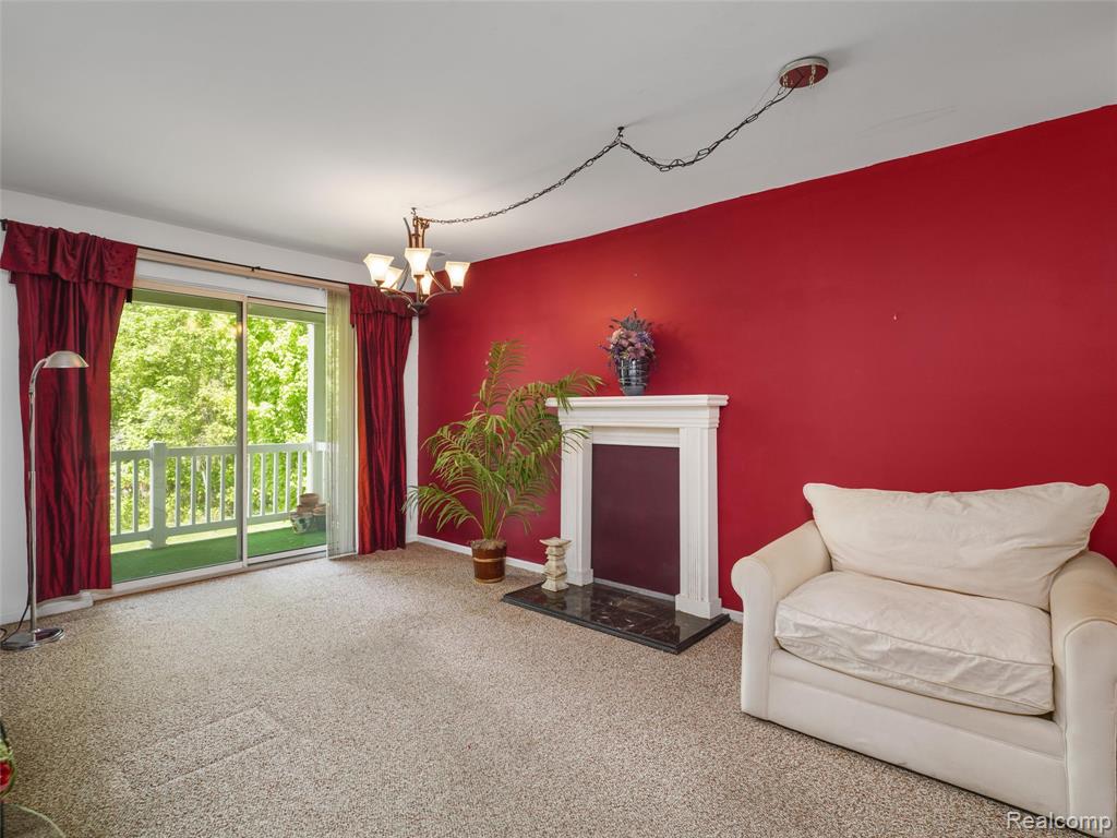 1127 S Lake Drive, 206, Novi, MI 48377