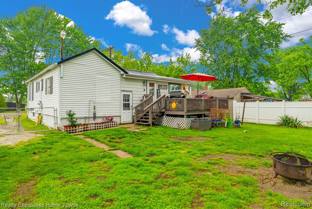 4478 Abel Drive, Lakeport, MI 48059 — Photo 34
