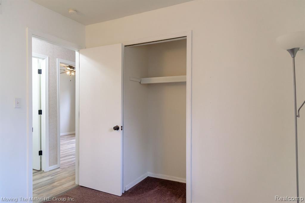 6061 N DOWLING Street, Westland, MI — Photo 17