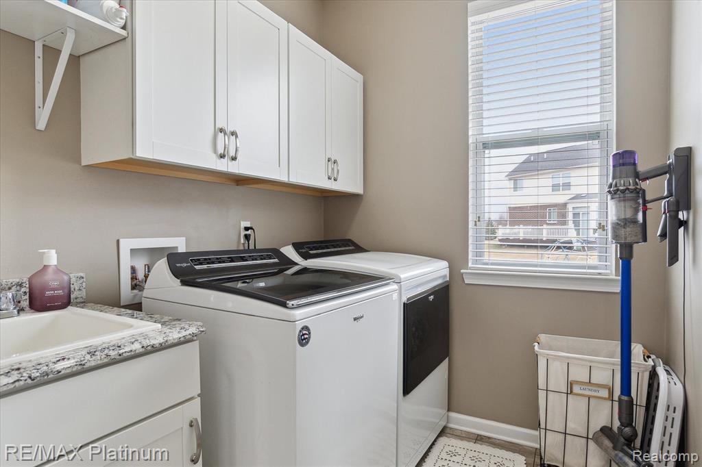 61082 SHAYA Boulevard, South Lyon, MI 48178 — Photo 41