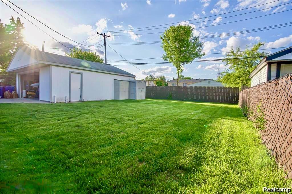 4519 Reader Drive, Warren, MI 48092 — Photo 18