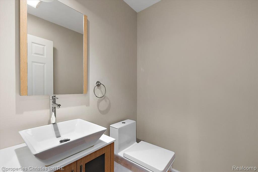 47269 S Chigwidden Drive, Northville, MI 48167 — Photo 19