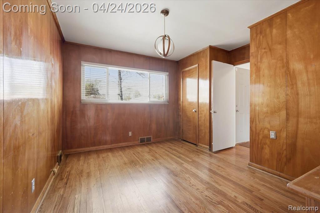 13111 Northfield Boulevard, Oak Park, MI 48237 — Photo 18