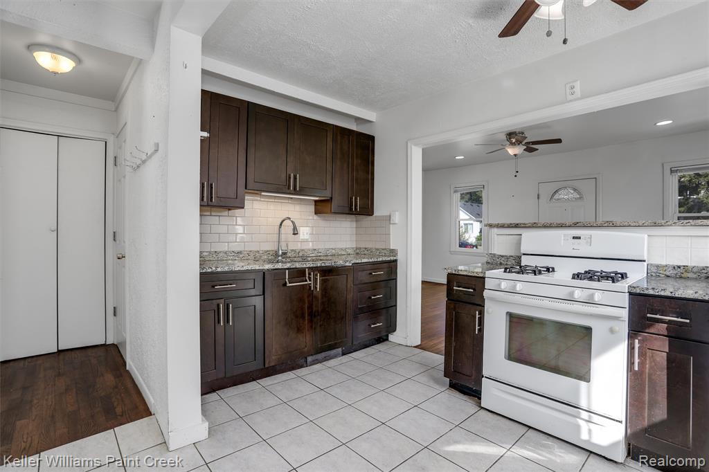 8736 Studebaker Avenue, Warren, MI 48089 — Photo 10