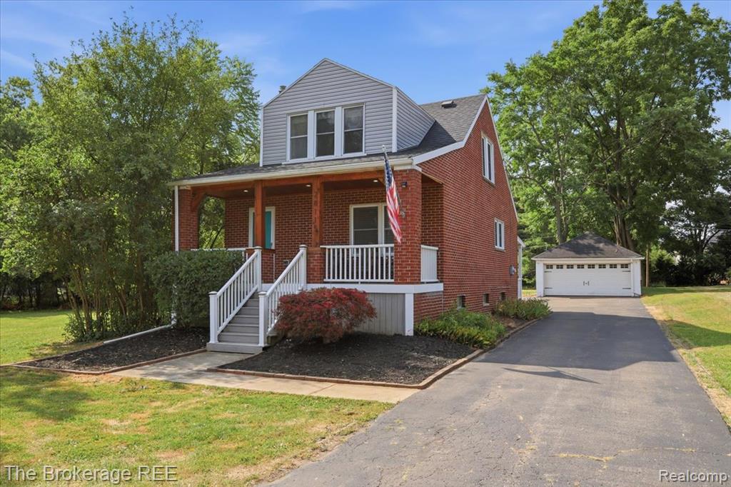 28115 6 Mile Road, Livonia, MI 48152