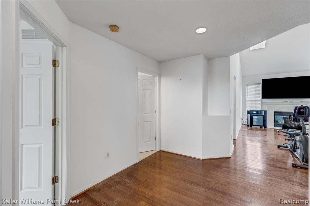 109 Burwyck Park Drive, Saline, MI 48176 — Photo 6