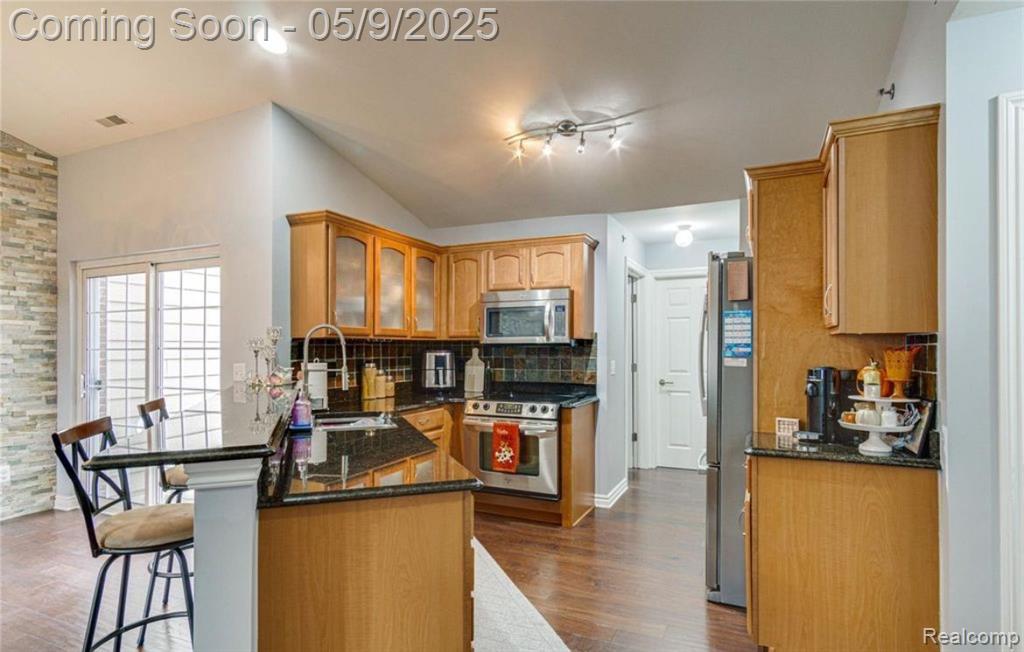 45889 GRAYSTONE Lane, Canton, MI 48187 — Photo 4