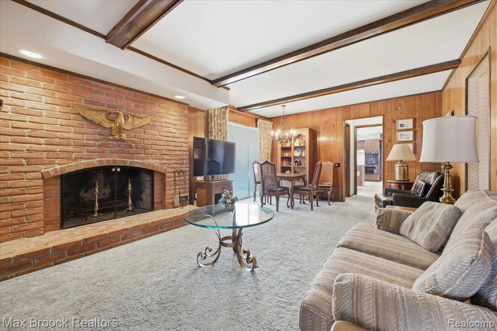 5956 Pinecroft Drive, West Bloomfield, MI — Photo 10