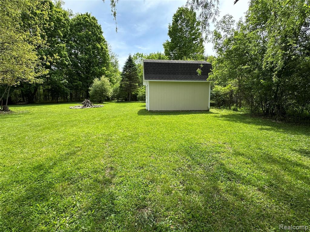 6161 River Road, Flushing, MI 48433 — Photo 16