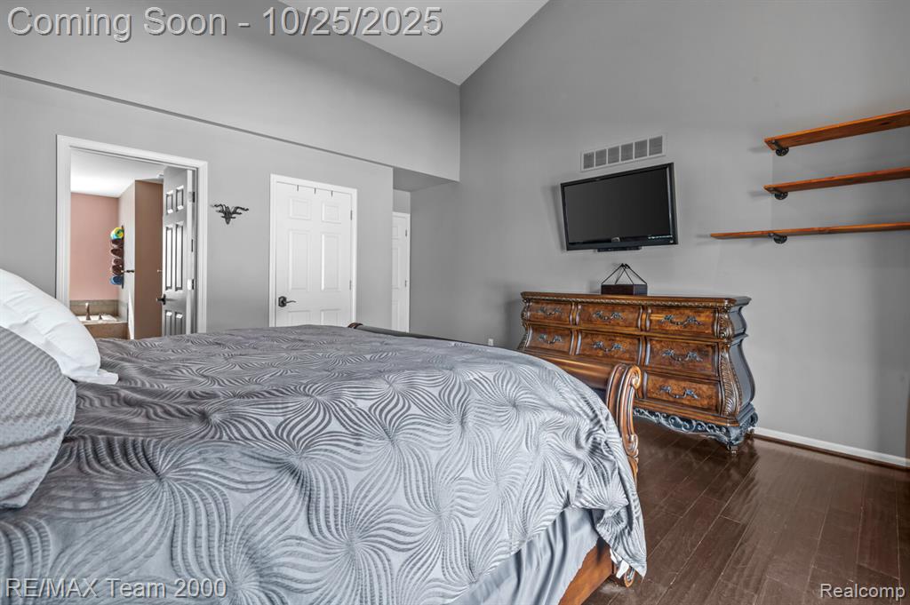 19712 Uroda Street, Brownstown, MI — Photo 23