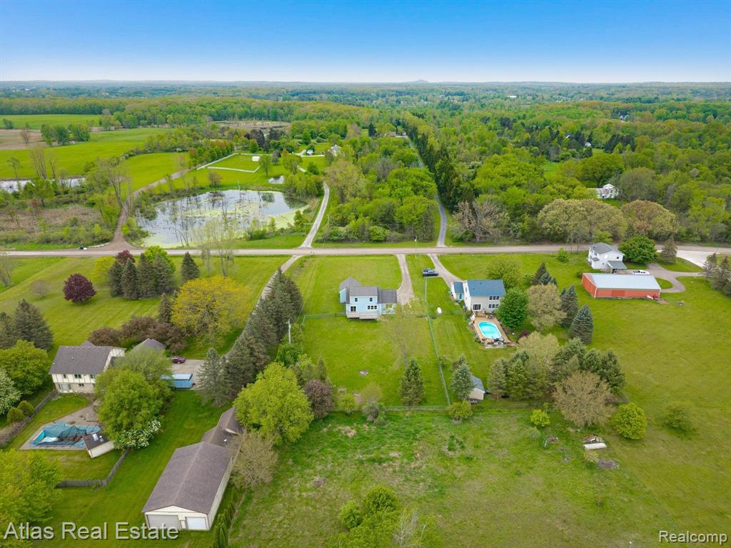7371 BURPEE Road, Grand Blanc, MI 48439 — Photo 13